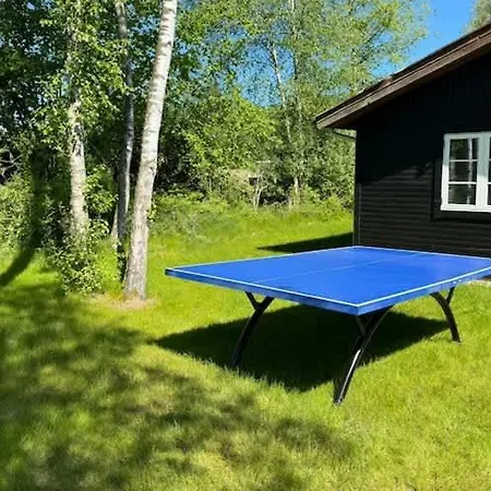 Spacious Family Escape With Modern Comforts *