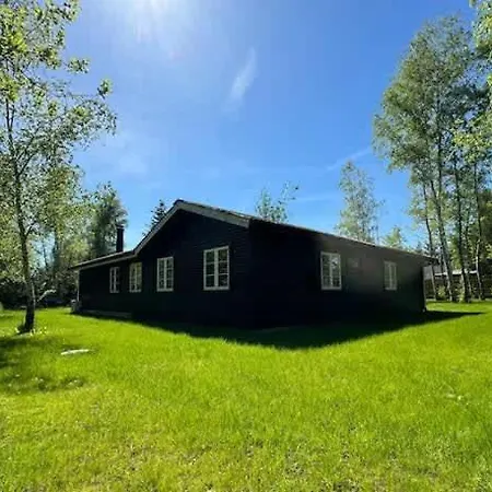Spacious Family Escape With Modern Comforts * Grevinge