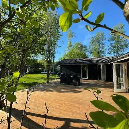 Lejlighed Spacious Family Escape With Modern Comforts Grevinge